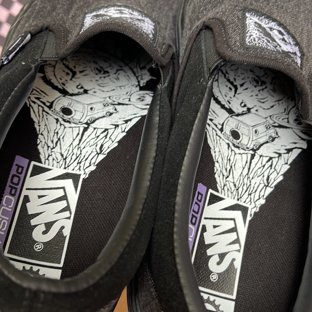 Vans Men’s Bmx Slip-On
Fast And Loose Black
VN0005V1BLA
Sneakers - Picture 15 of 16